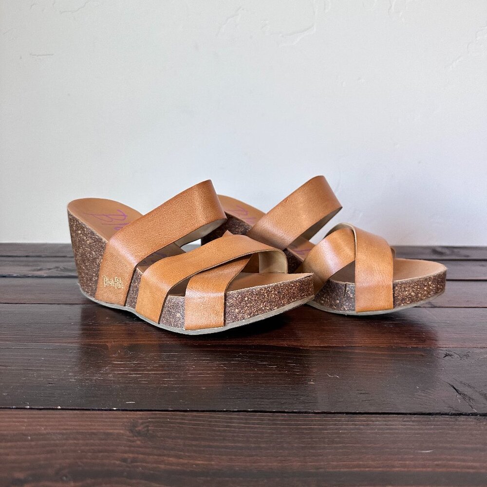 Blowfish Malibu Wedges Size 8